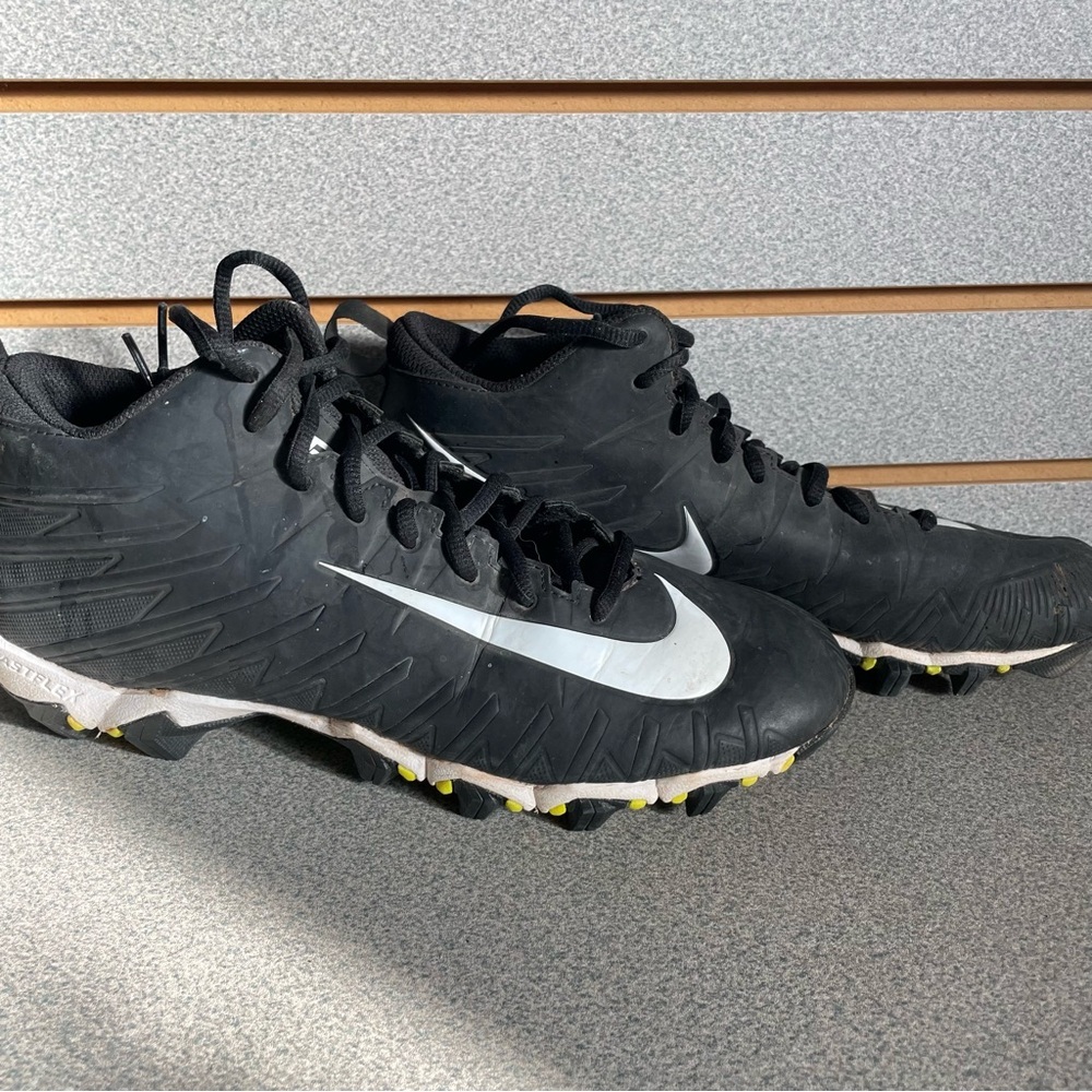 Nike Alpha Fast Flex Men’s Size 8.5 Baseball Cleats Excellent Condition!!